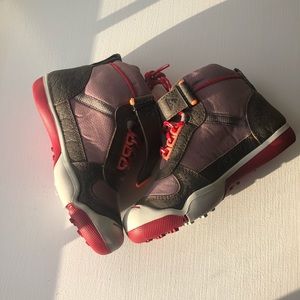 Plae Kaiden girls shoes